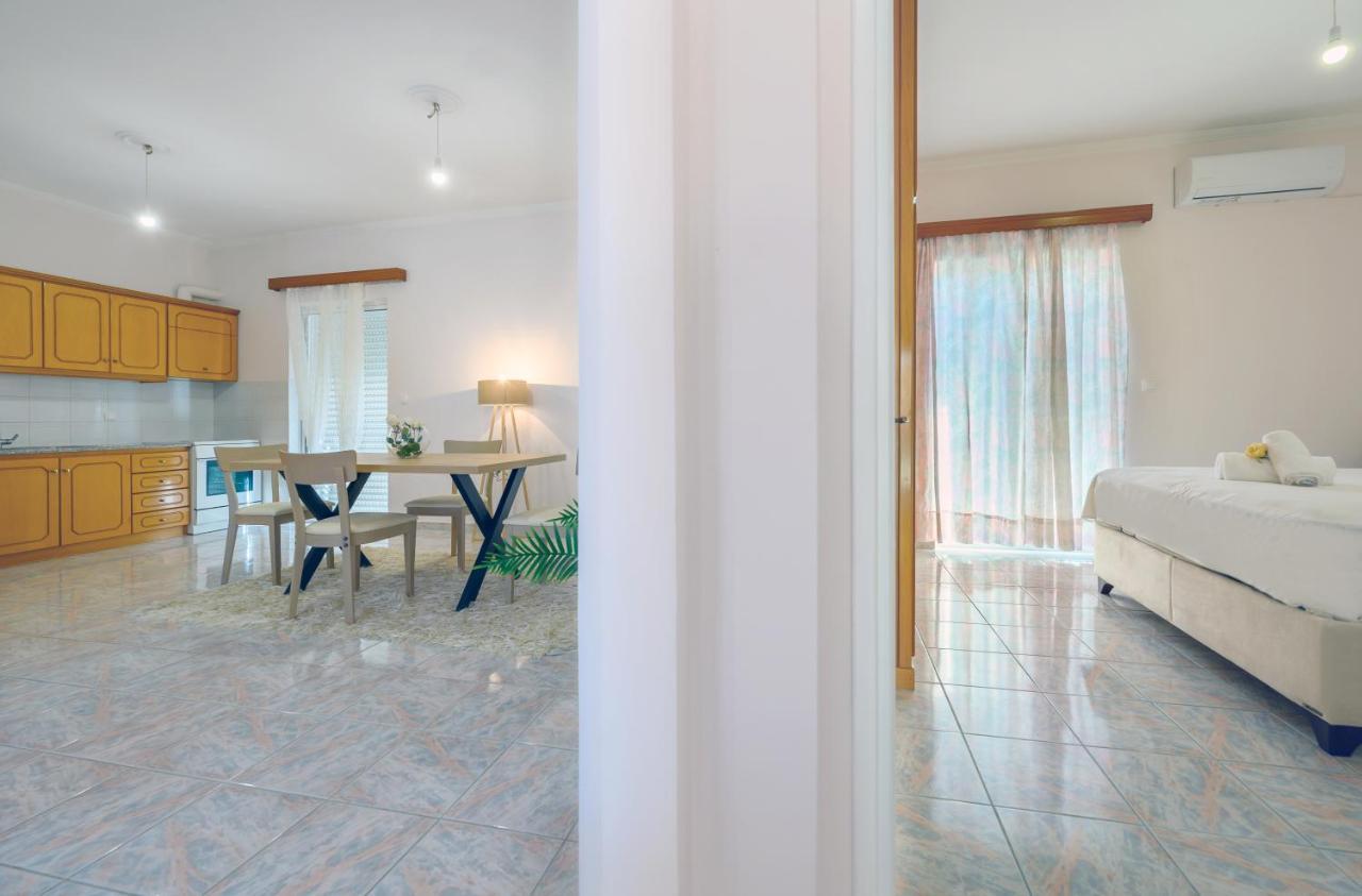 Flower Apartment Preveza Exterior photo
